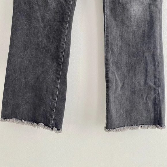 FREE People Gray High Rise Distressed  Hem Flare Bootcut Jeans Size 28 - Picture 4 of 8